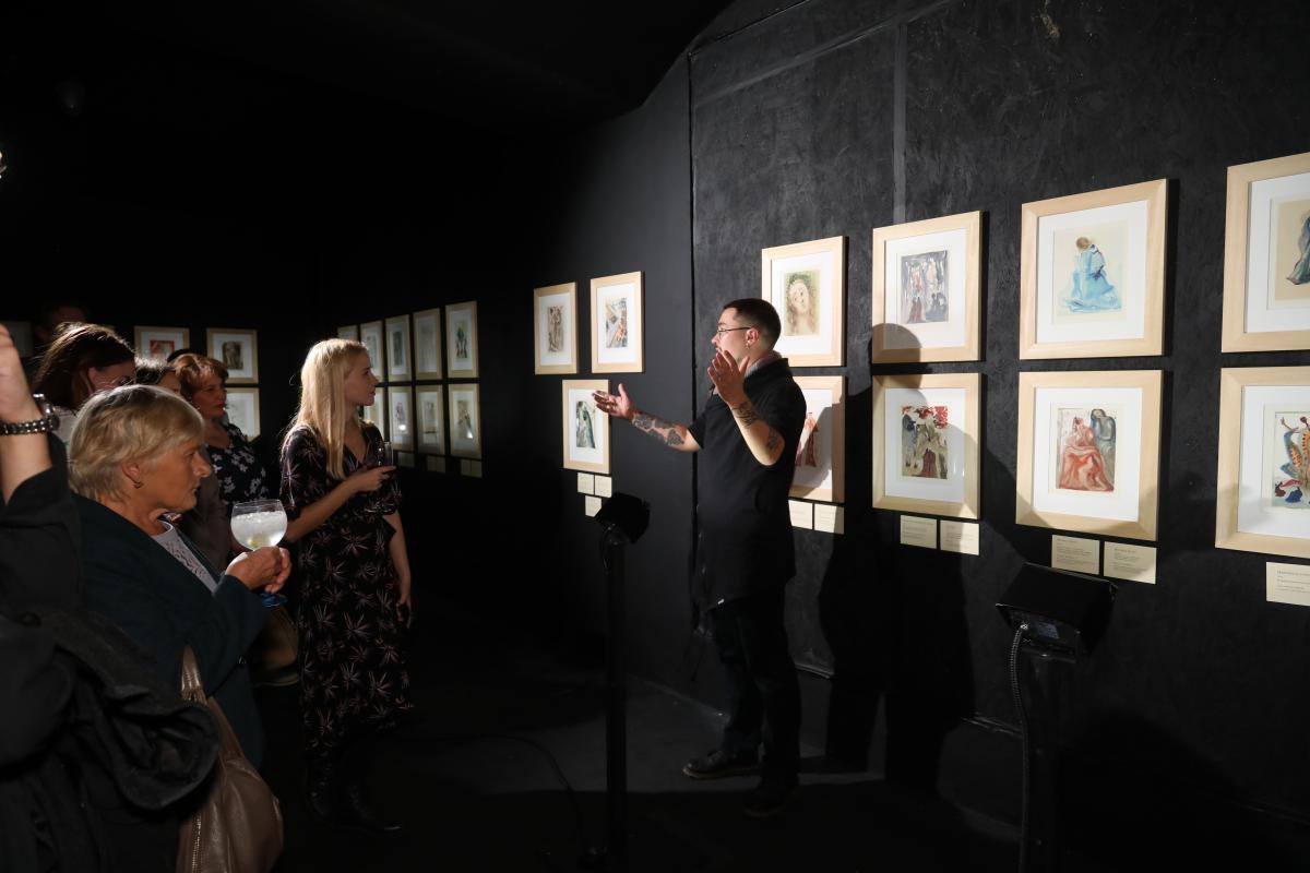 Выставка иллюстраций Сальвадора Дали к «Божественной комедии» в Москве побудит прочесть великую поэму Данте