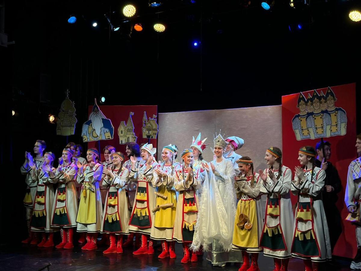 В Детском музыкальном театре юного актера состоялась премьера спектакля «Сказка о царе Салтане»