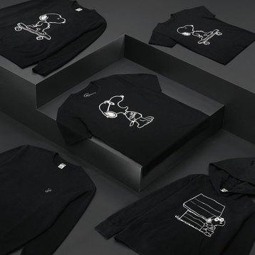 30 декабря стартуют продажи игрушек KAWS x PEANUTS в UNIQLO