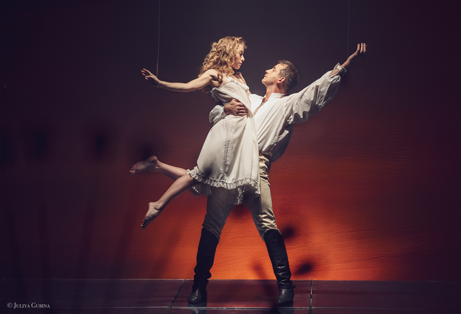 Провожаем осень в «Ленкоме»: репертуар легендарного театра на заключительную неделю ноября