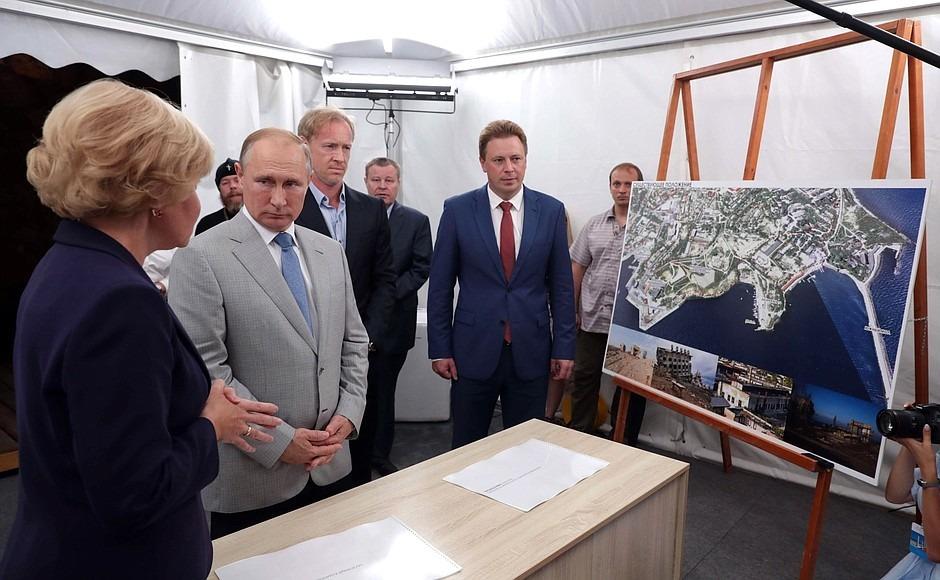 Владимиру Путину представлен проект музейного и театрально- образовательного комплексов в Севастополе